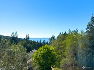 14009 Seaview Way, Anacortes, WA 98221