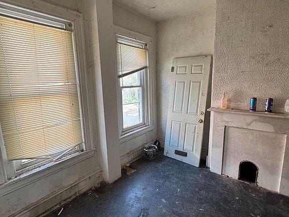 4th image of 2439 N Bancroft St