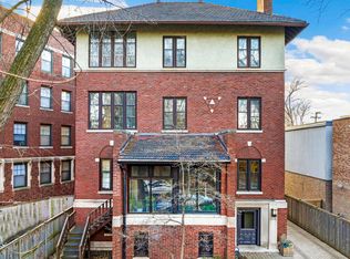 4224 N Hazel St #1, Chicago, IL 60613