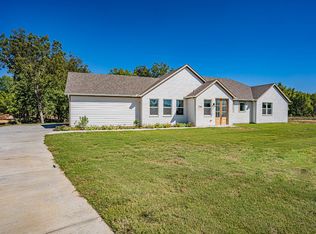 140 Bluegrass Trl, Springtown, TX 76082