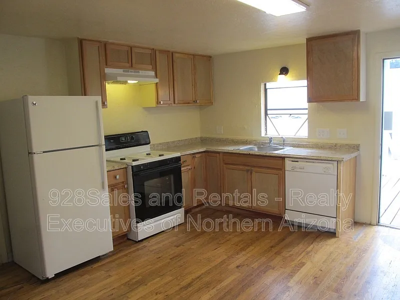 Building Photo - 535 S Ernest St #FRONT