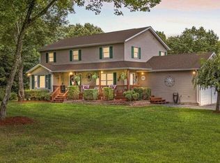 5382 Neola Rd, Stroudsburg, PA 18360