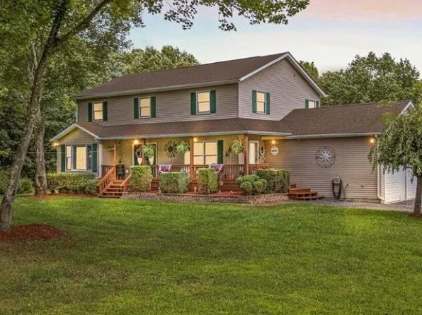 5382 Neola Rd, Stroudsburg, PA 18360