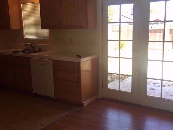 2nd image of 4061 Stephen Dr