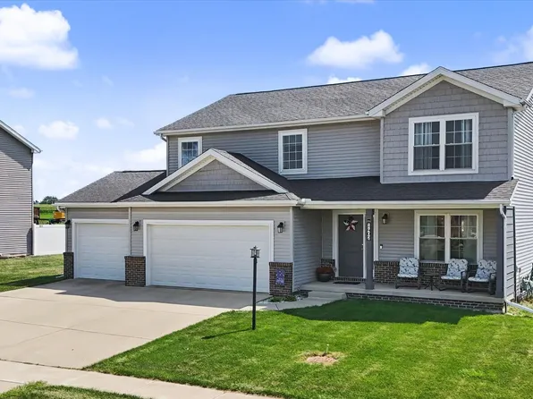 1402 Railside Dr, Gibson City, IL 60936