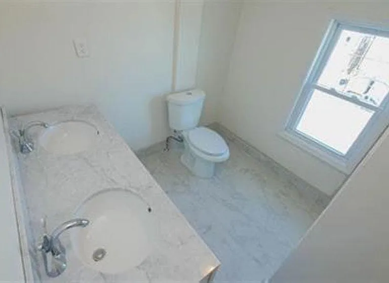 38 N Iowa Ave #2 — Photo 6