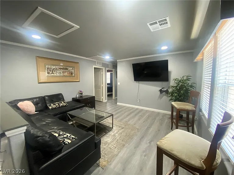 9833 Dryden Ct — Photo 11
