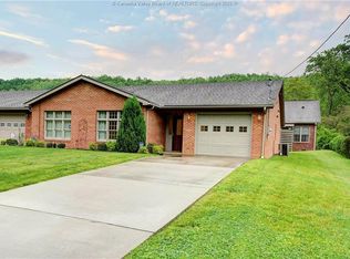 194 Conner Dr, Charleston, WV 25302