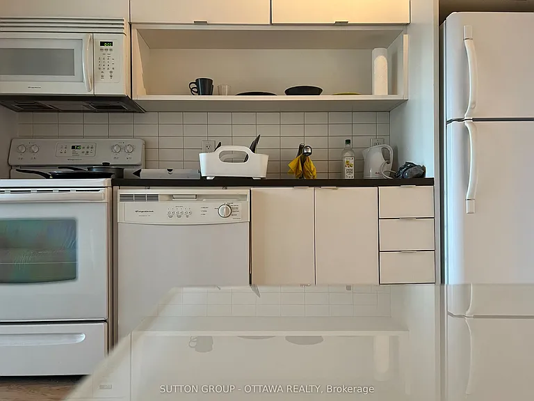 324 Laurier Ave W #1404 — Photo 5