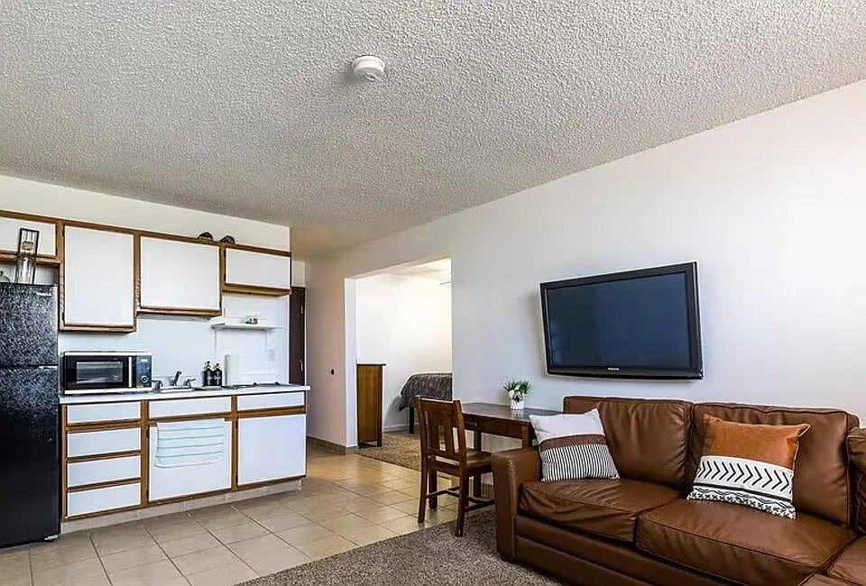 320B Lee Ave #113