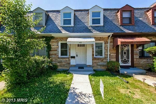 Townhome in amazing neighborhood of Del Ray
