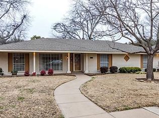 2305 Perryland Dr, Arlington, TX 76013