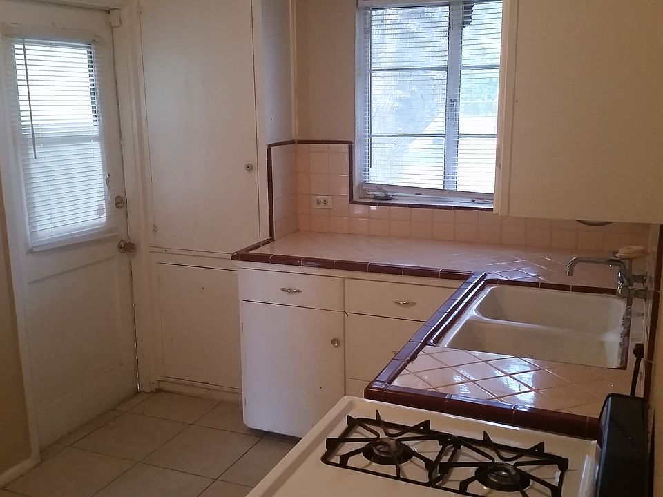2nd image of 851 Rittiman Rd