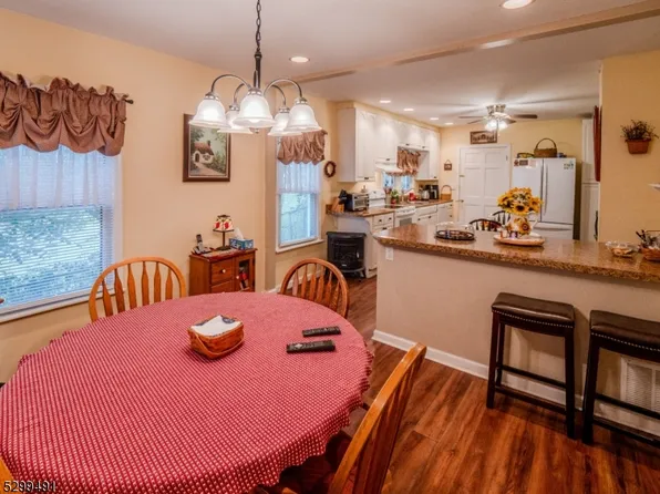368 Scott Rd, Franklin Boro, NJ 07416