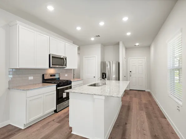 21135 Maple Heights Blvd, Porter, TX 77365