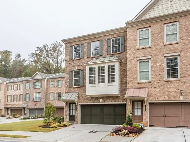 1800 Morning Star Ln — Photo 1