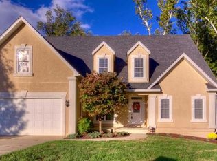 1019 Saint Ives Dr, Hurricane, WV 25526