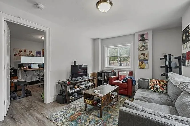 148 Walnut St #3 — Photo 8