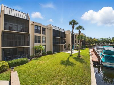 2 Royal Palm Way #205, Boca Raton, FL, 33432
