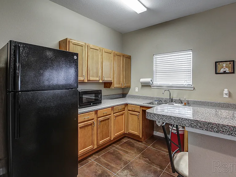 Airway Ridge Apartments — Photo 8