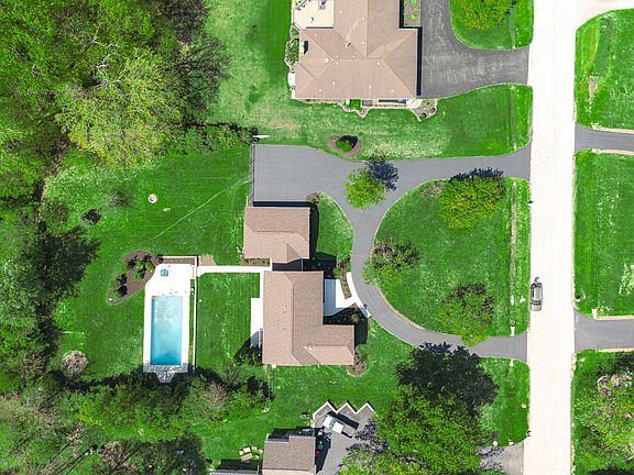 4th image of 12023 W Mackinac Rd