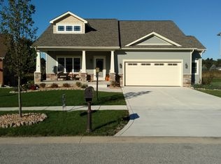 122 N Summerfield Dr, Valparaiso, IN 46385