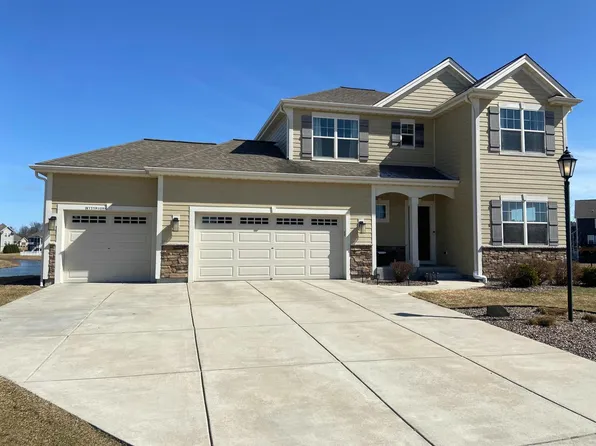 W137N6088 Weyerhaven COURT, Menomonee Falls, WI 53051