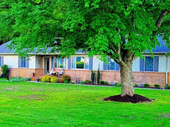 501 Red Bird Ln, Harrington, DE 19952