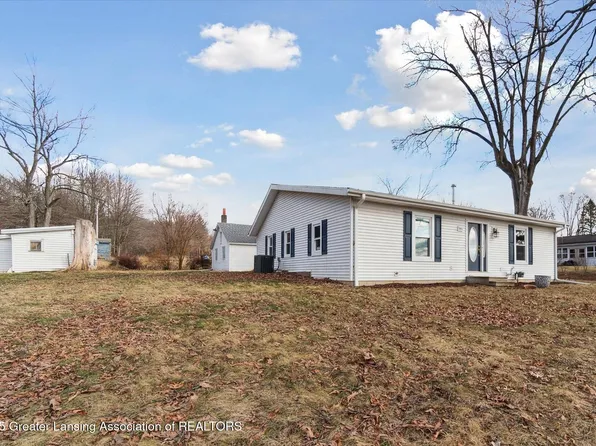 1801 N Sutton Rd, Jackson, MI 49202