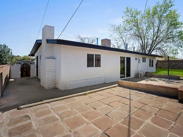 44715 Gingham Ave — Photo 19
