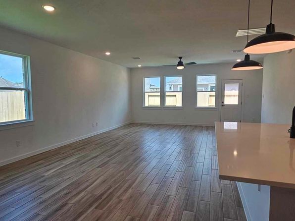 8411 Bay Ridge Cir