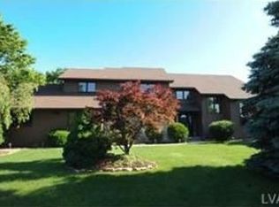 1669 Crested Rd, Coopersburg, PA 18036