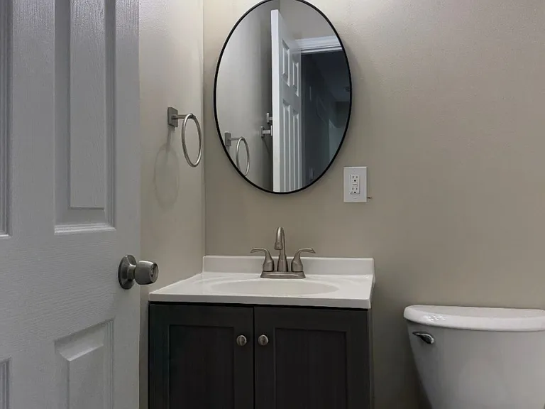 11924 Glenridge Dr — Photo 5