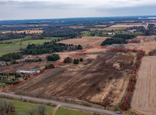 Sunnyview Rd, Waupaca, WI 54981