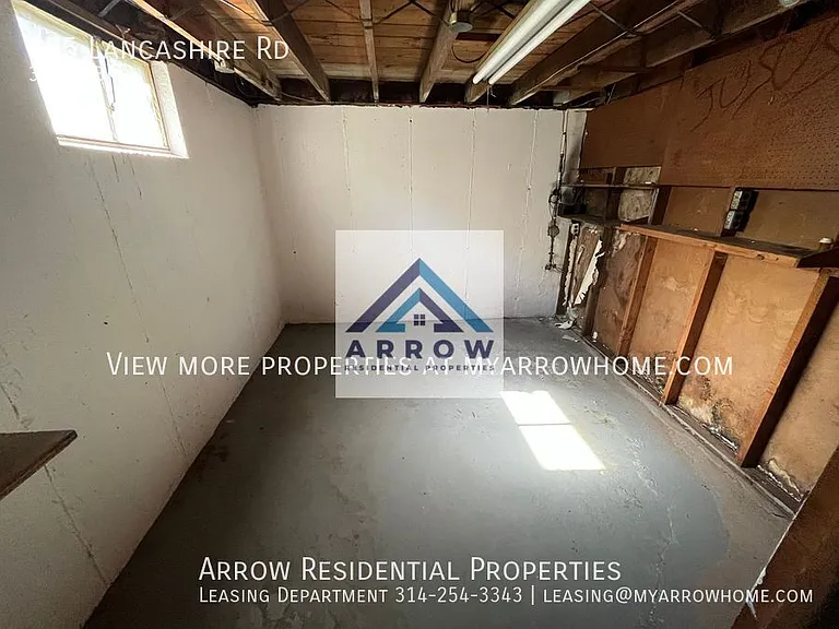 305 Lancashire Rd — Photo 15