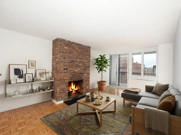 115 East 34th Street image 1 of 15