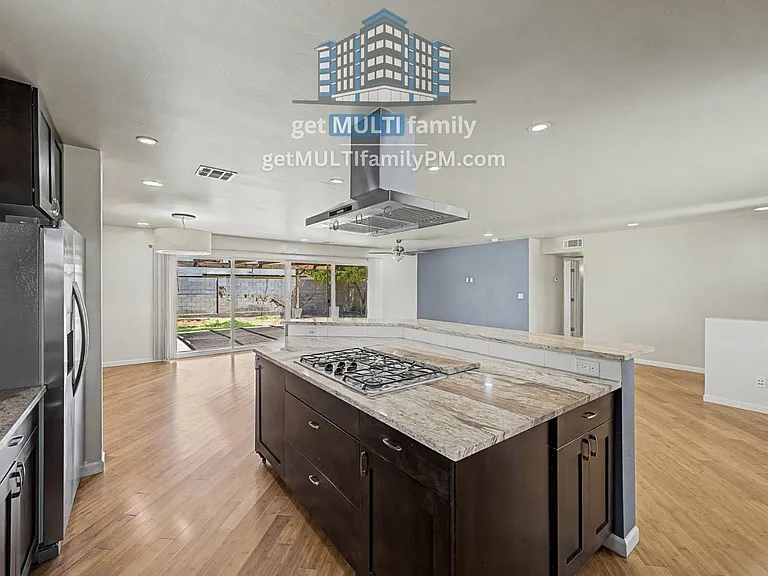 8632 E Vista Dr — Photo 3