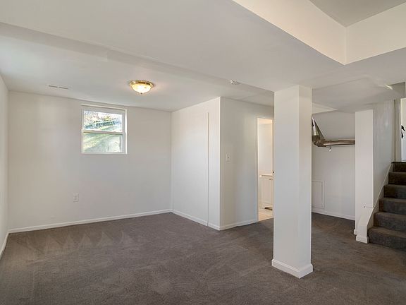 2nd image of 1647 Hylton Ave