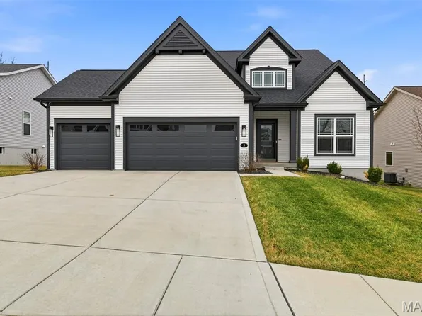 5 Denbrook Terrace St, Charles, MO 63301