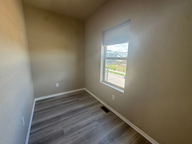 6153 Callan Dr — Photo 10
