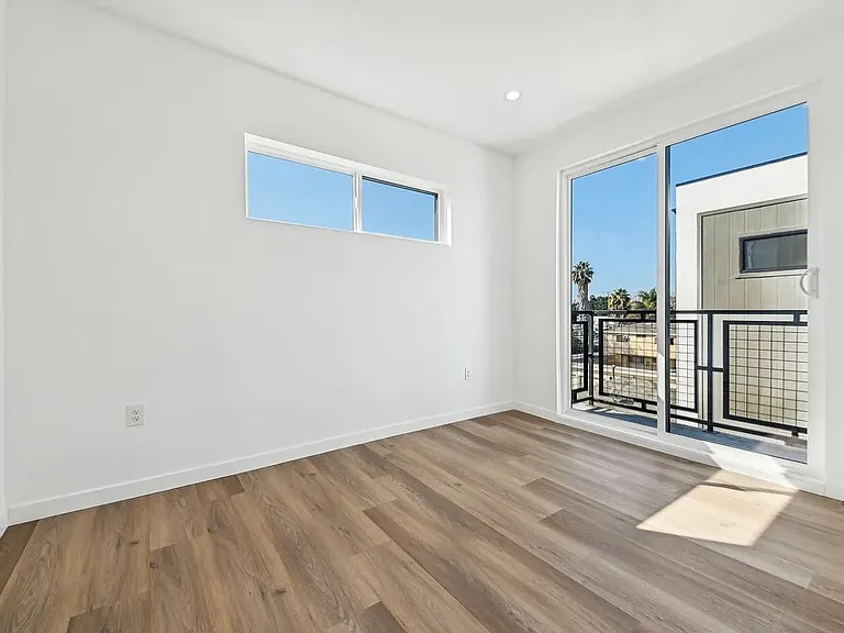 2919 S Burnside Ave #1 — Photo 33
