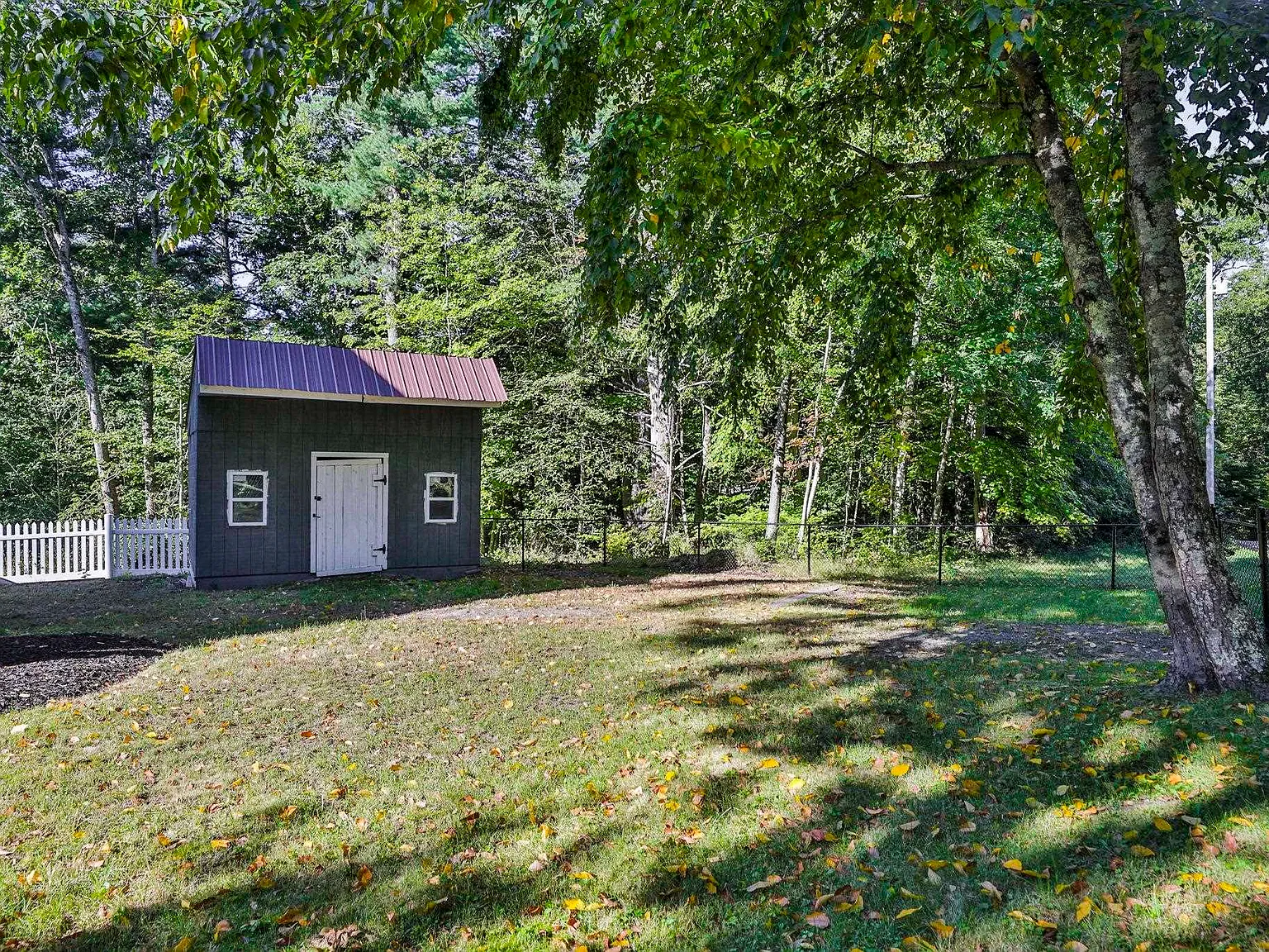 3 bed, 2.5 bath, 2247 sqft, $5,000 — Photo 4