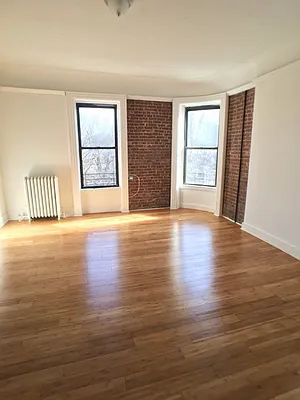 Rented by Bohemia Realty Group | media 26