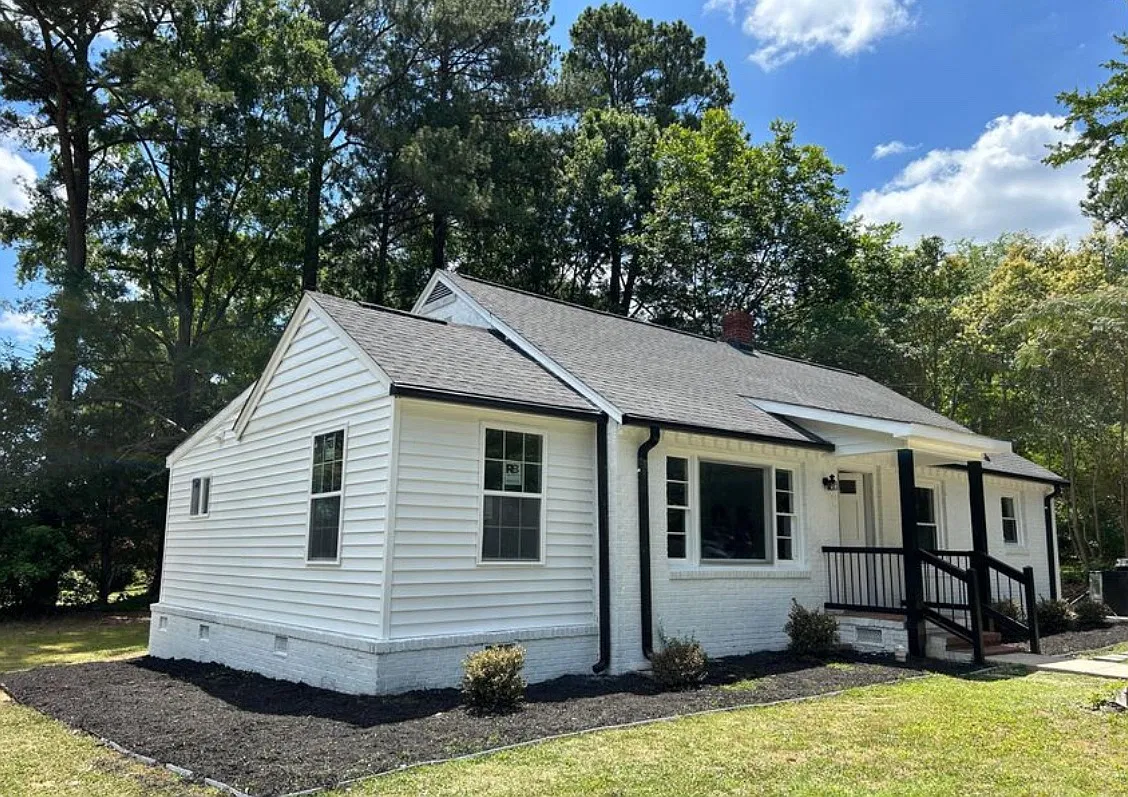 3 bed, 1313 sqft, $1,800 — Photo 2