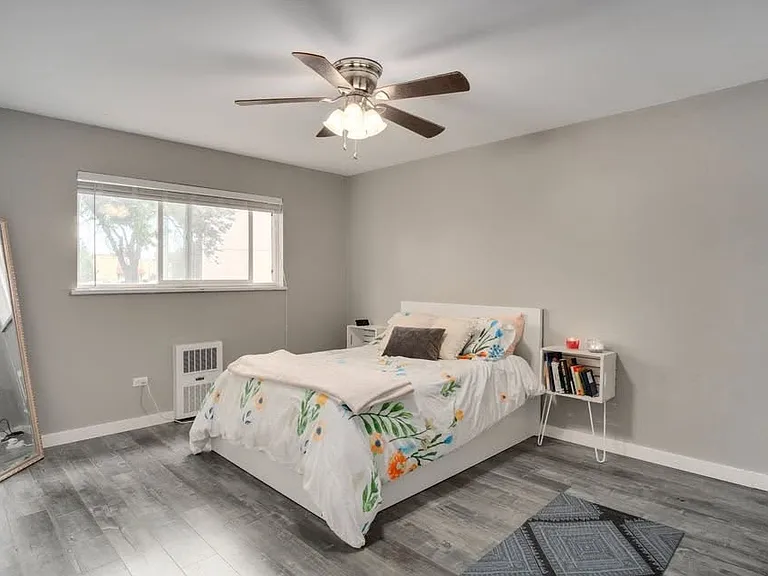 2260 S Valley Hwy — Photo 15