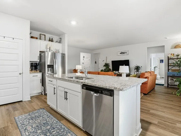 564 Foxtail Dr — Photo 11