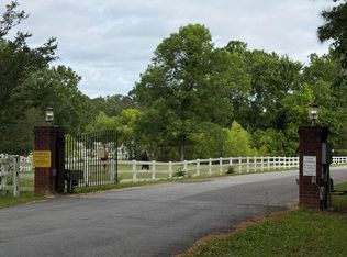 200 Yearling Dr, Summerville, SC 29486