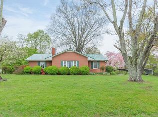3878 State Highway 772, Walnut Cove, NC 27052