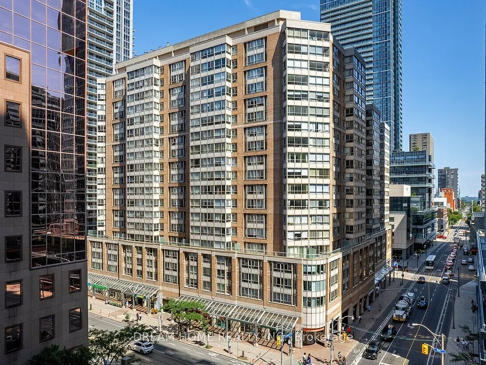 717 Bay St #1505