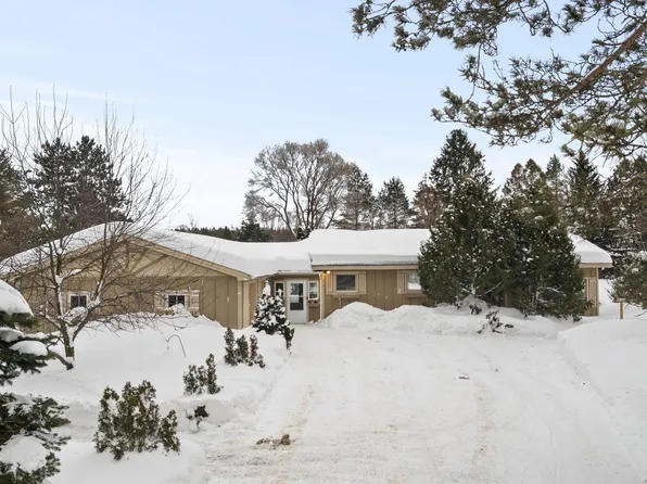 10961 Riley Rd, Interlochen, MI 49643